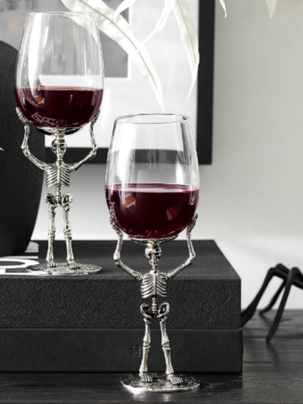 NIB Pottery Barn Skeleton Wine Glasses set of 4